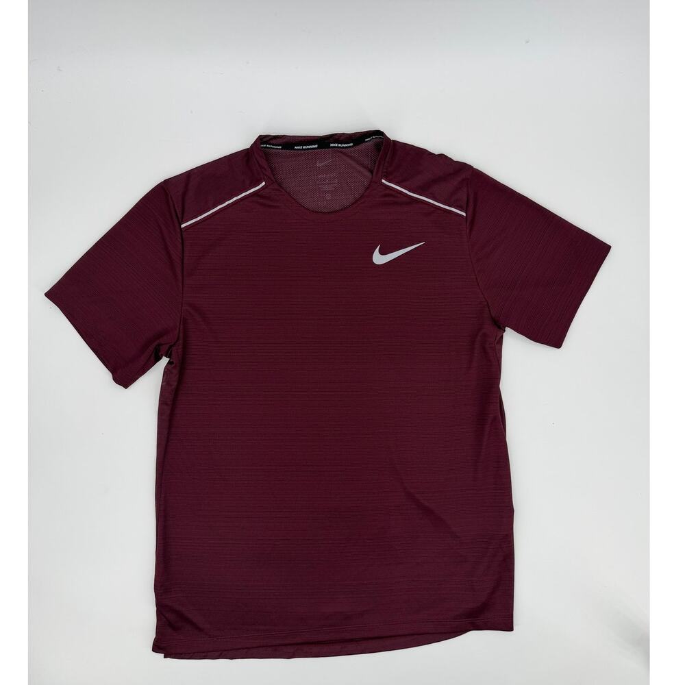 Nike Running Dri-FIT Men's M Burgundy Reflective Short Sleeve Performance Tee